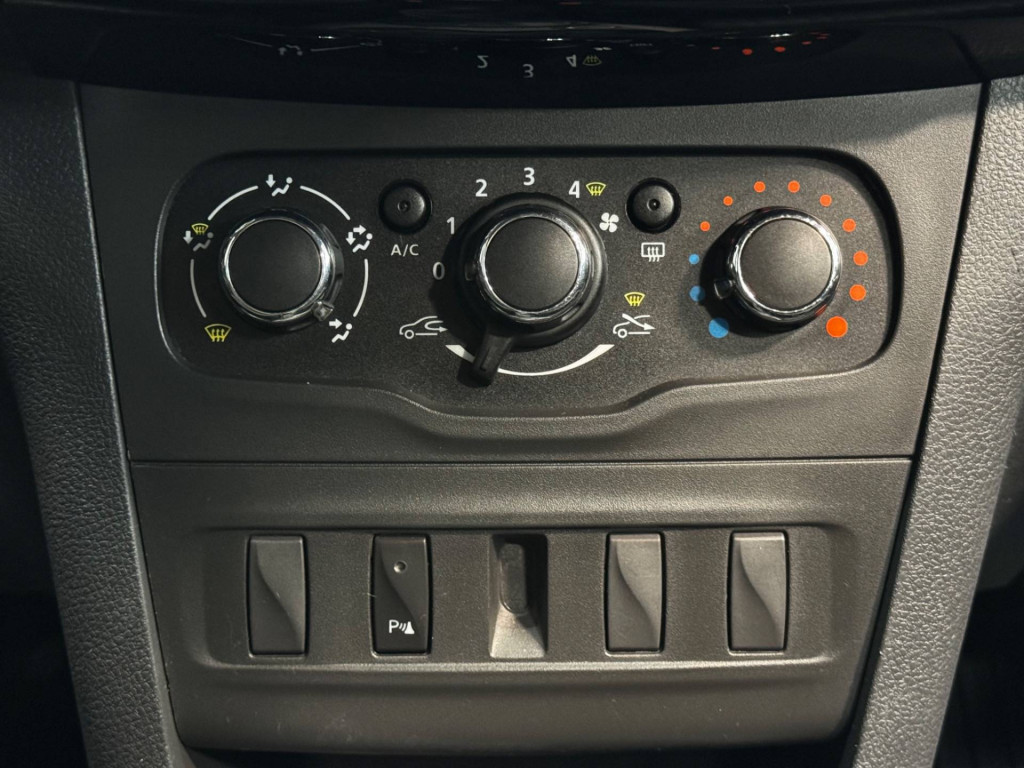 Imagem do veículo Renault Logan Zen 2022