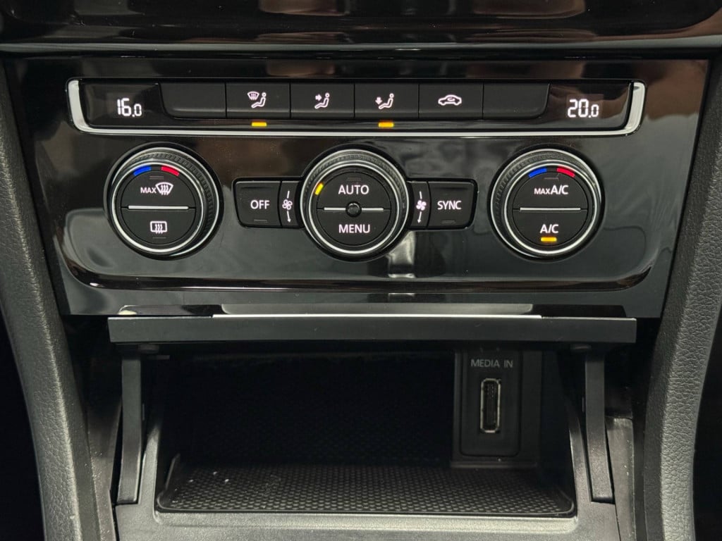 Imagem do veículo Volkswagen Golf Highline Ac 2015