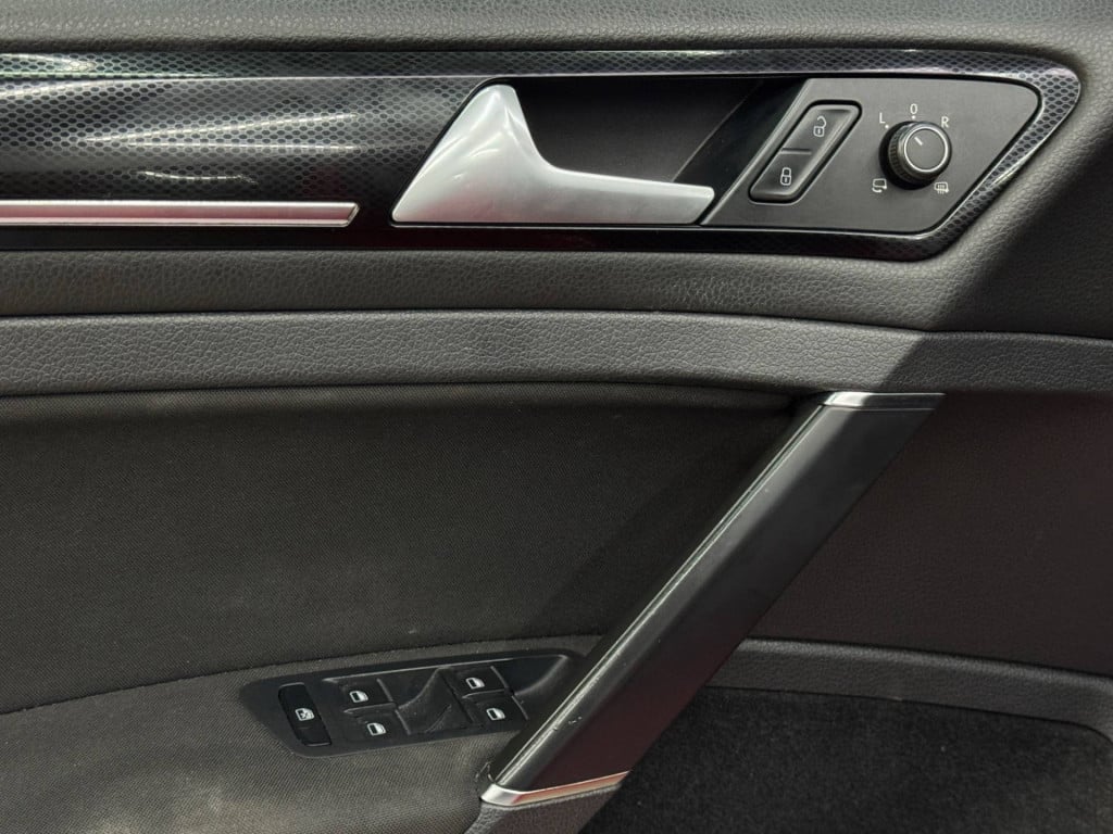 Imagem do veículo Volkswagen Golf Highline Ac 2015