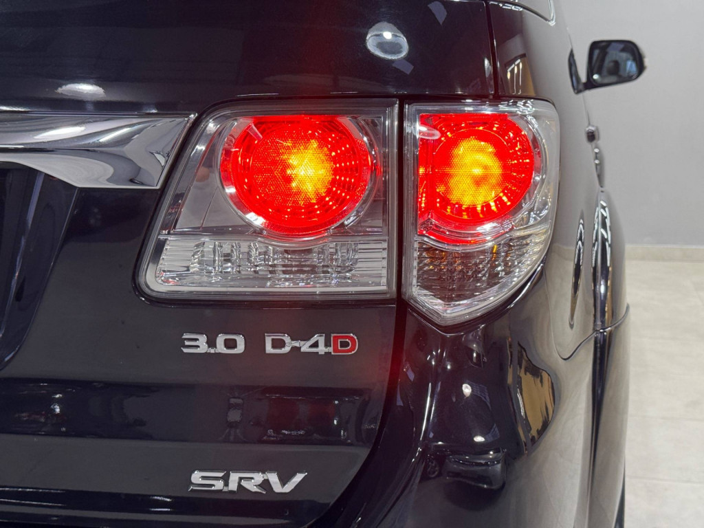 Imagem do veículo Toyota Hiluxsw4 Srv4x4 2013