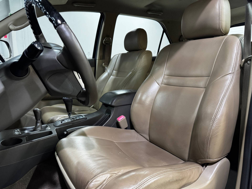 Imagem do veículo Toyota Hiluxsw4 Srv4x4 2013