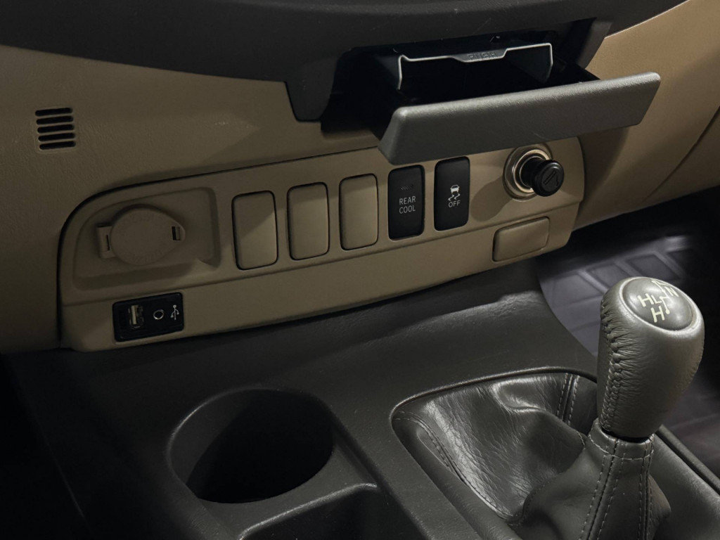 Imagem do veículo Toyota Hiluxsw4 Srv4x4 2013