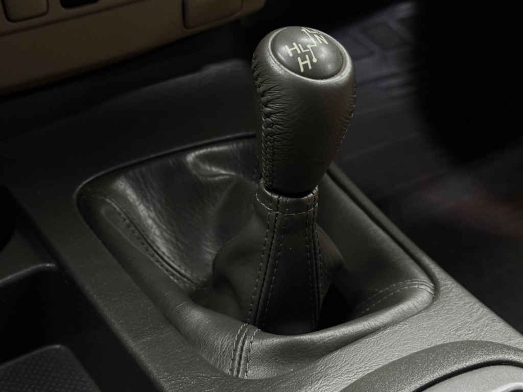 Imagem do veículo Toyota Hiluxsw4 Srv4x4 2013