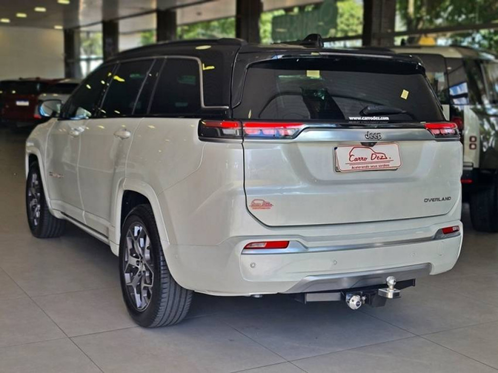 Imagem do veículo JEEP COMMANDER 1.3 T270 TURBO FLEX OVERLAND AT6