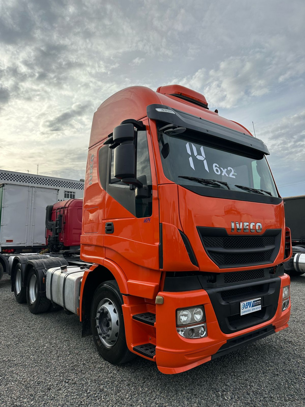 IVECO Stralis Hi-Way 600-S44T 6x2 (E5)