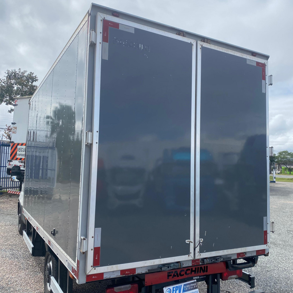 Imagem do veículo IVECO Daily Chassi 35-150 2P