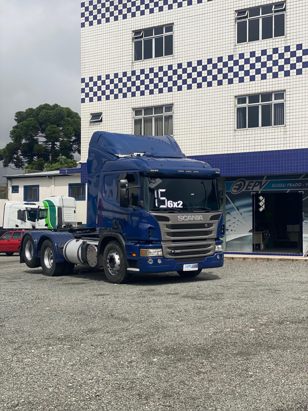 SCANIA P 360 B 6x2 2p (E5)