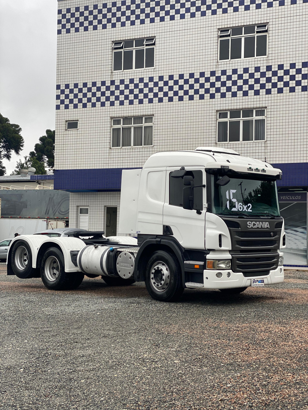 SCANIA P 360 A 6x2 2P (E5)