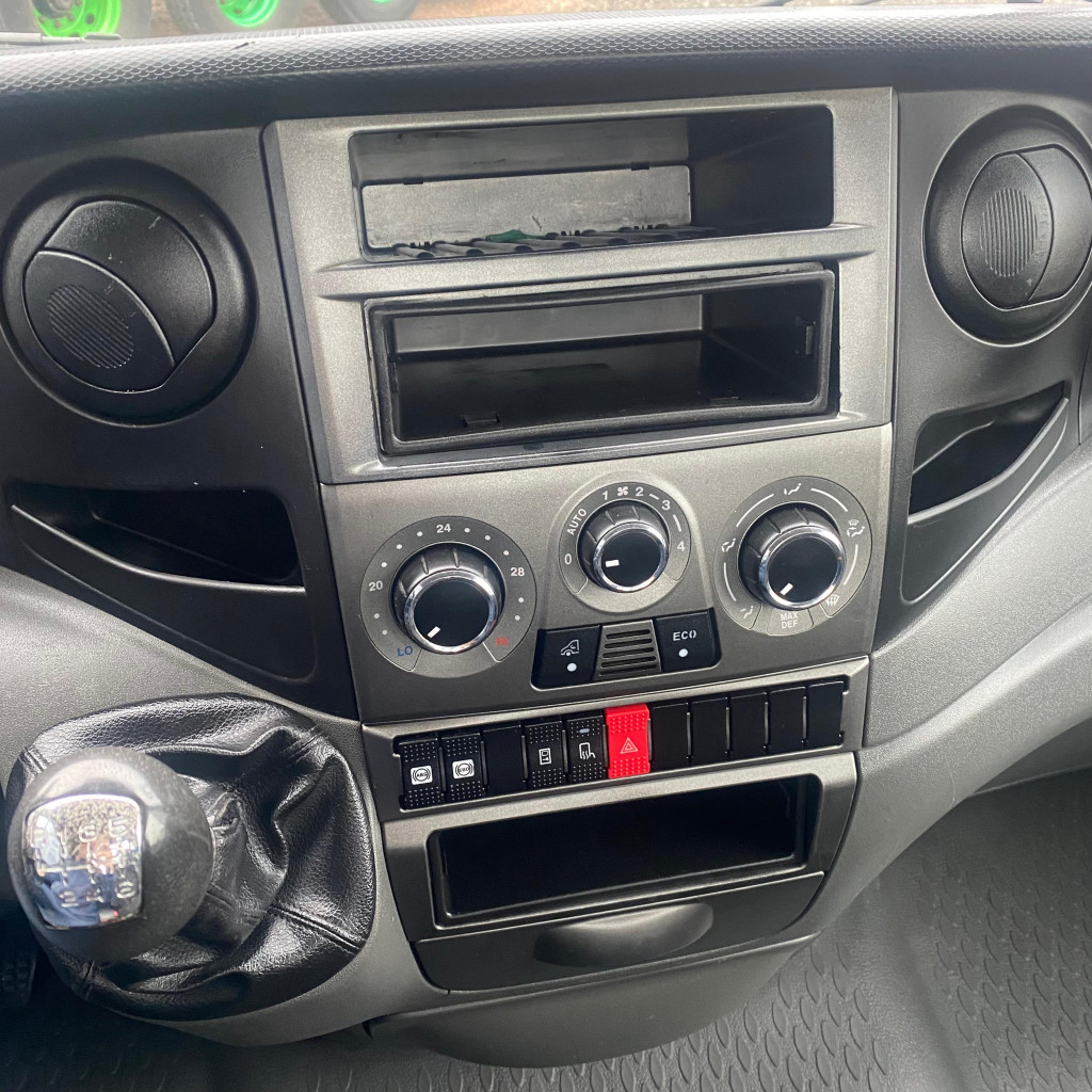 Imagem do veículo IVECO Daily Chassi 35S14 2P
