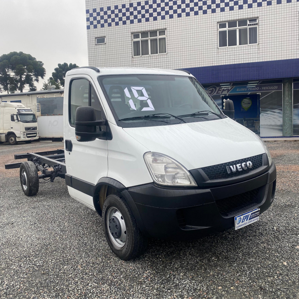 Imagem do veículo IVECO Daily Chassi 35S14 2P