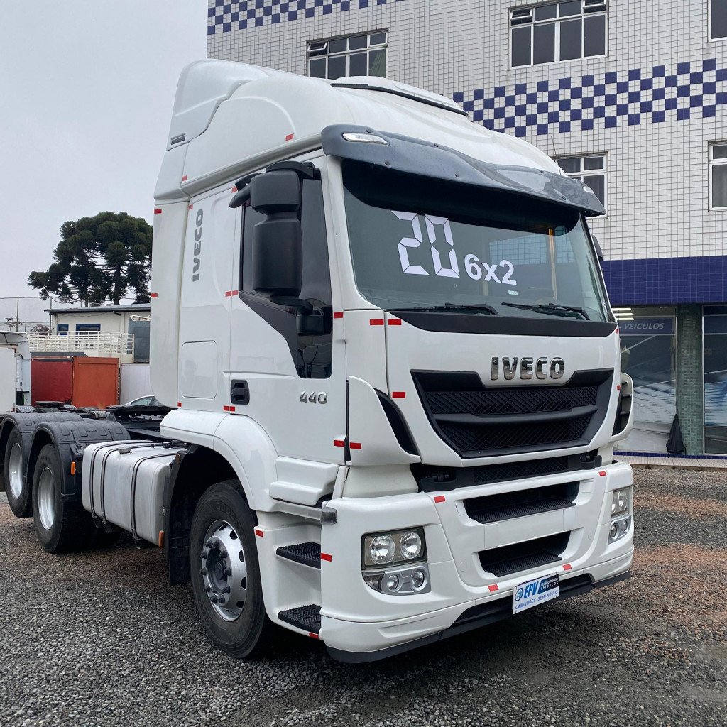 Imagem do veículo IVECO Stralis Hi-Road 600-S44T TA 6x2 Eurot. 2P (E5)