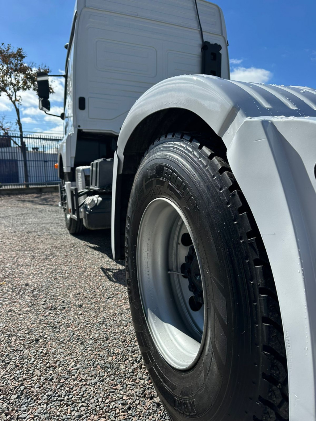 Imagem do veículo MERCEDES-BENZ Axor 1933 S 2P (E5)