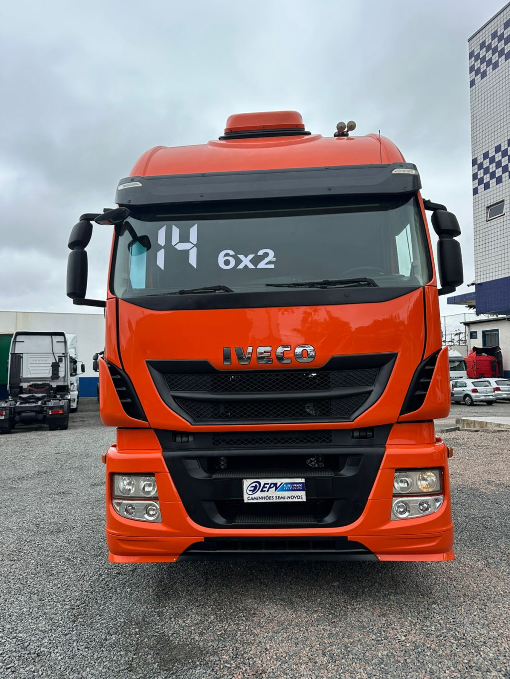Imagem do veículo IVECO Stralis 600-S44T TA 6x2 2P (E5)