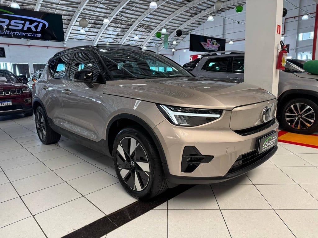 Imagem do veículo Volvo Xc40 6 Plus 2024