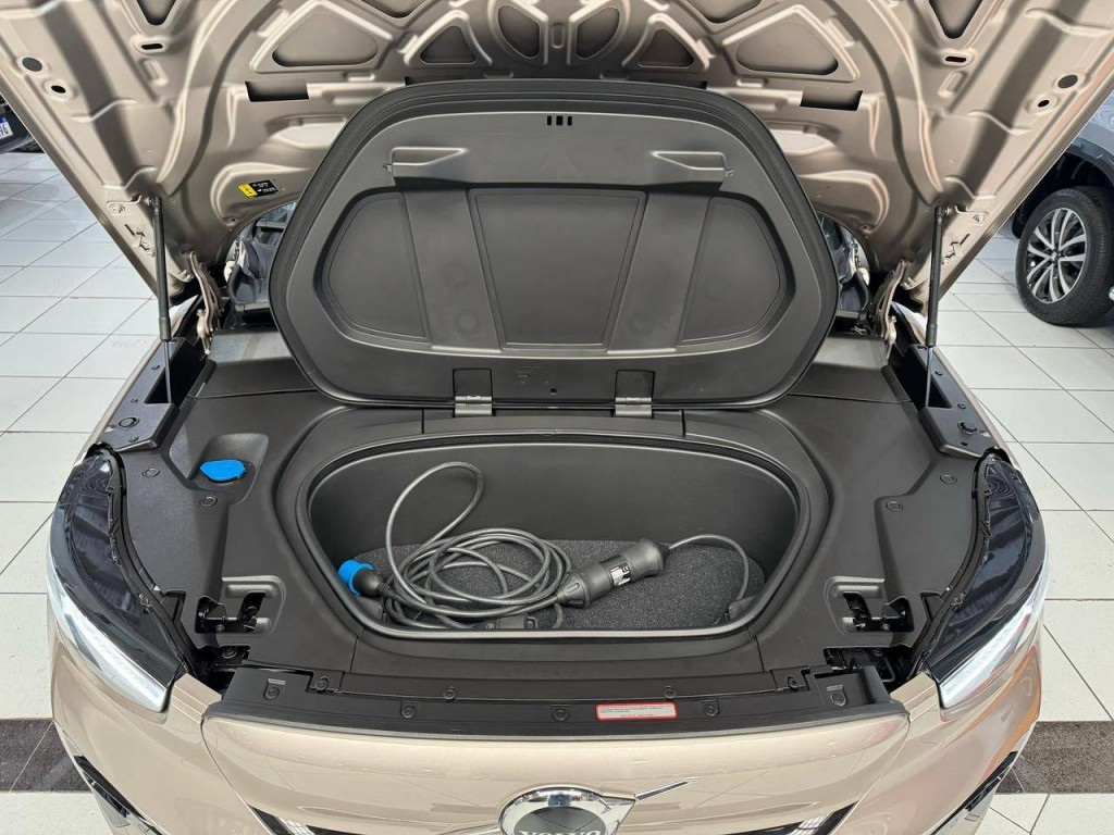Imagem do veículo Volvo Xc40 6 Plus 2024