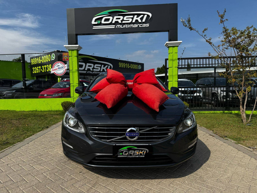 Volvo V60 2.0 T5 Momen 2015