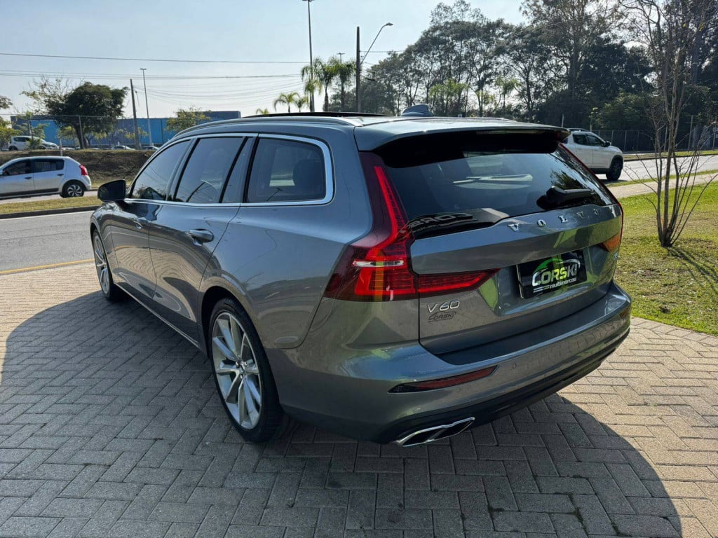 Imagem do veículo Volvo V60 T5 Momentum 2020