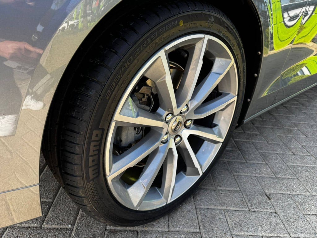 Imagem do veículo Volvo V60 T5 Momentum 2020