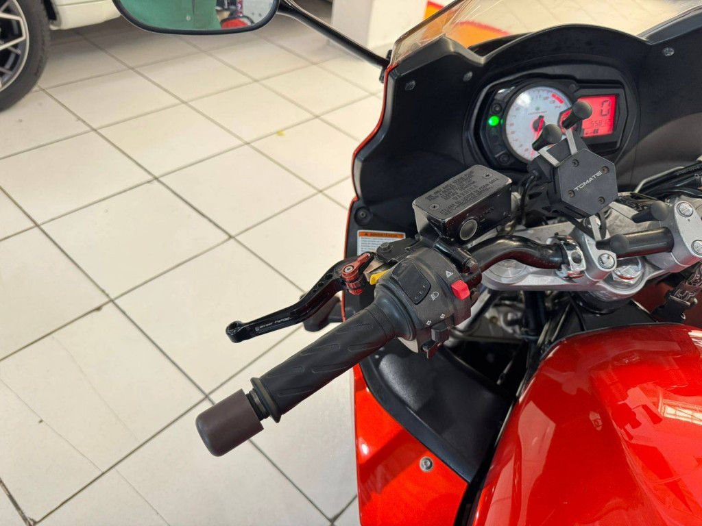 Imagem do veículo Suzuki Gsx650f 2011