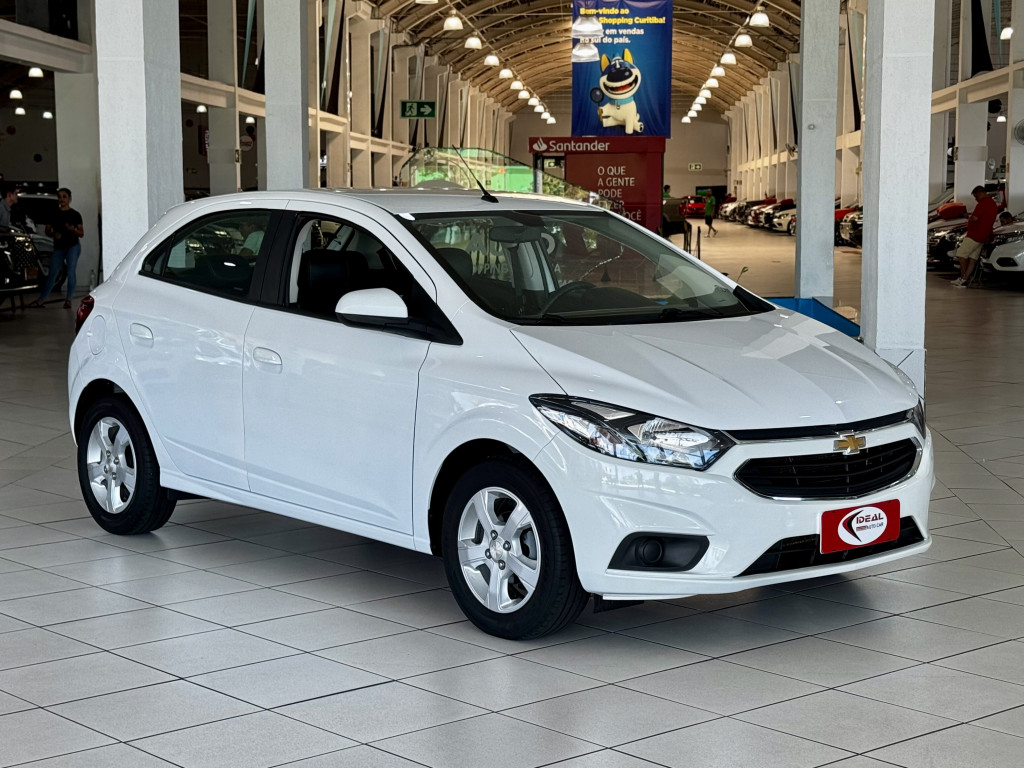 Imagem do veículo CHEVROLET ONIX 1.4 MPFI LT 8V FLEX 4P MANUAL