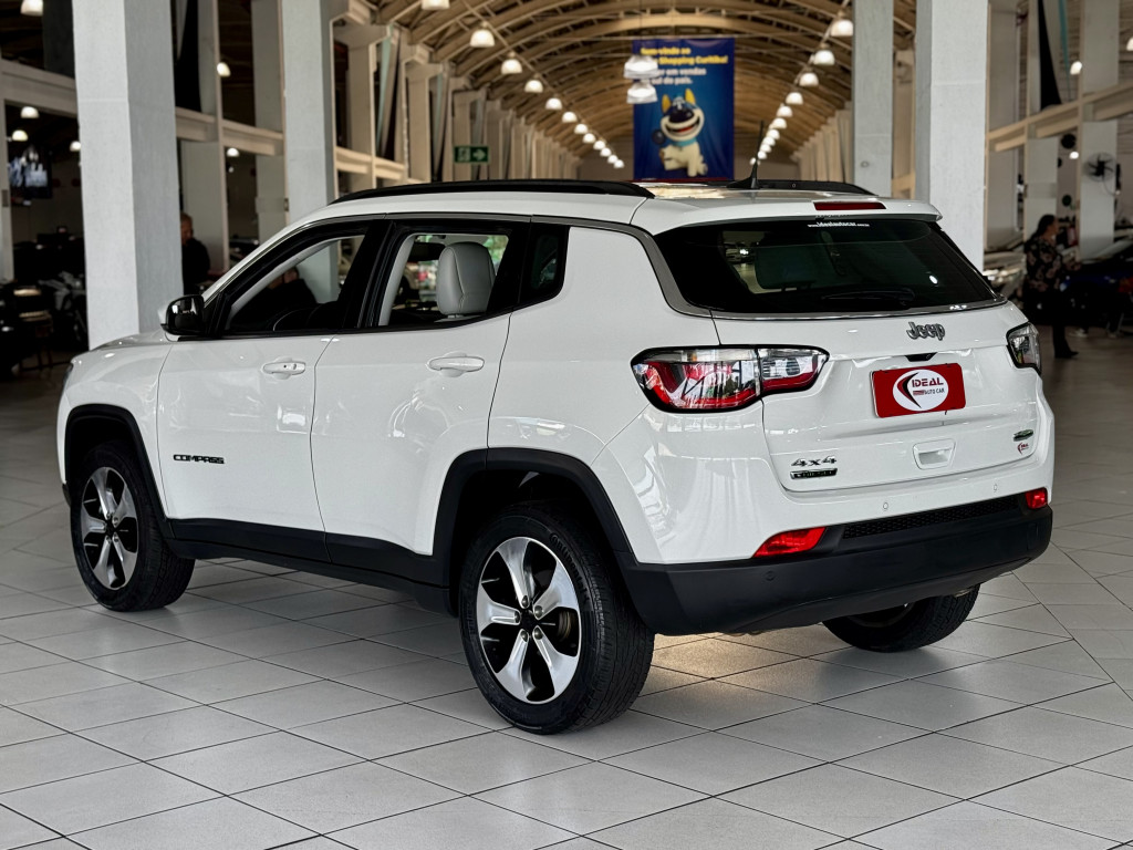 Imagem do veículo JEEP COMPASS 2.0 16V DIESEL LONGITUDE 4X4 AUTOMÁTICO