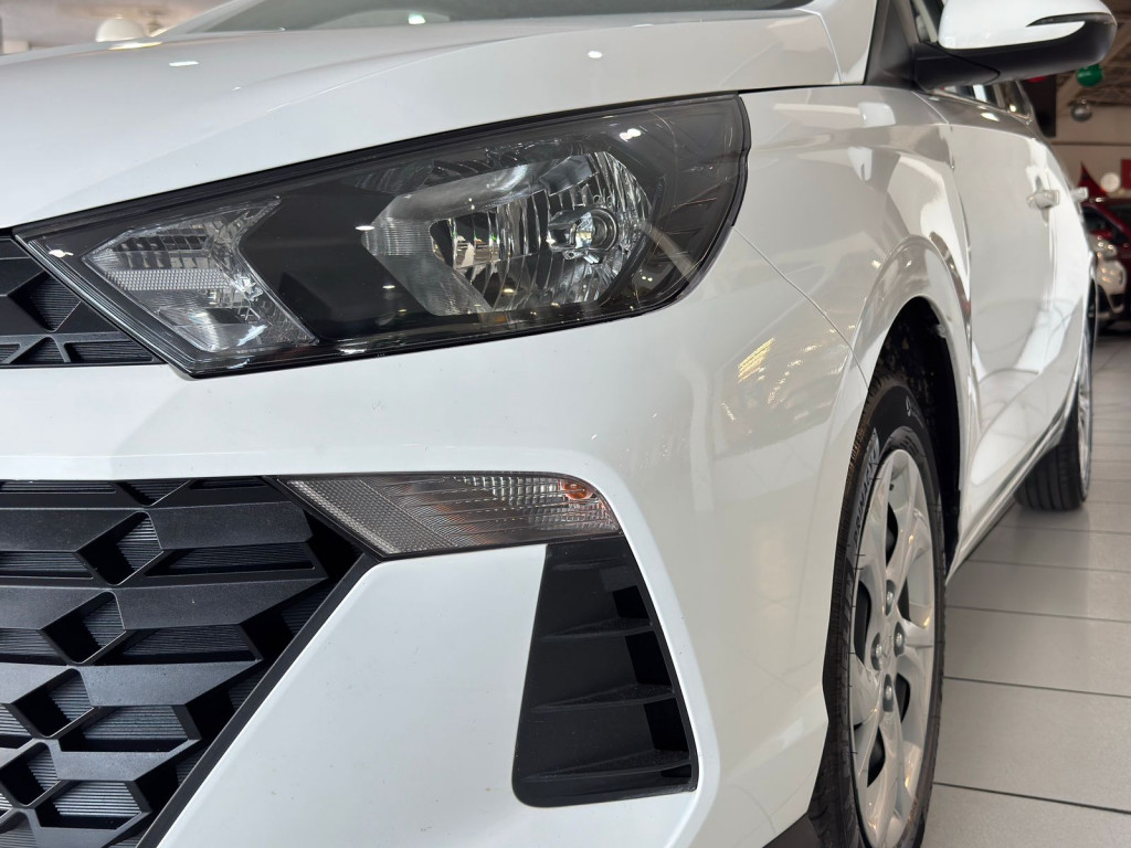 Imagem do veículo HYUNDAI HB20S 1.0 COMFORT PLUS 12V FLEX 4P MANUAL
