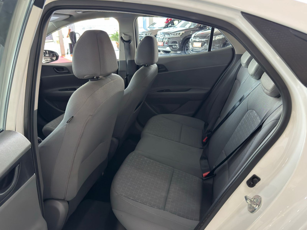 Imagem do veículo HYUNDAI HB20S 1.0 COMFORT PLUS 12V FLEX 4P MANUAL