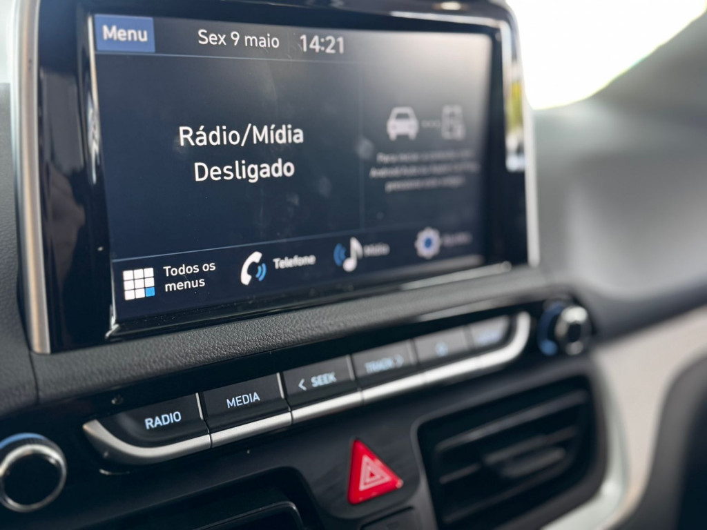 Imagem do veículo HYUNDAI HB20S 1.0 COMFORT PLUS 12V FLEX 4P MANUAL