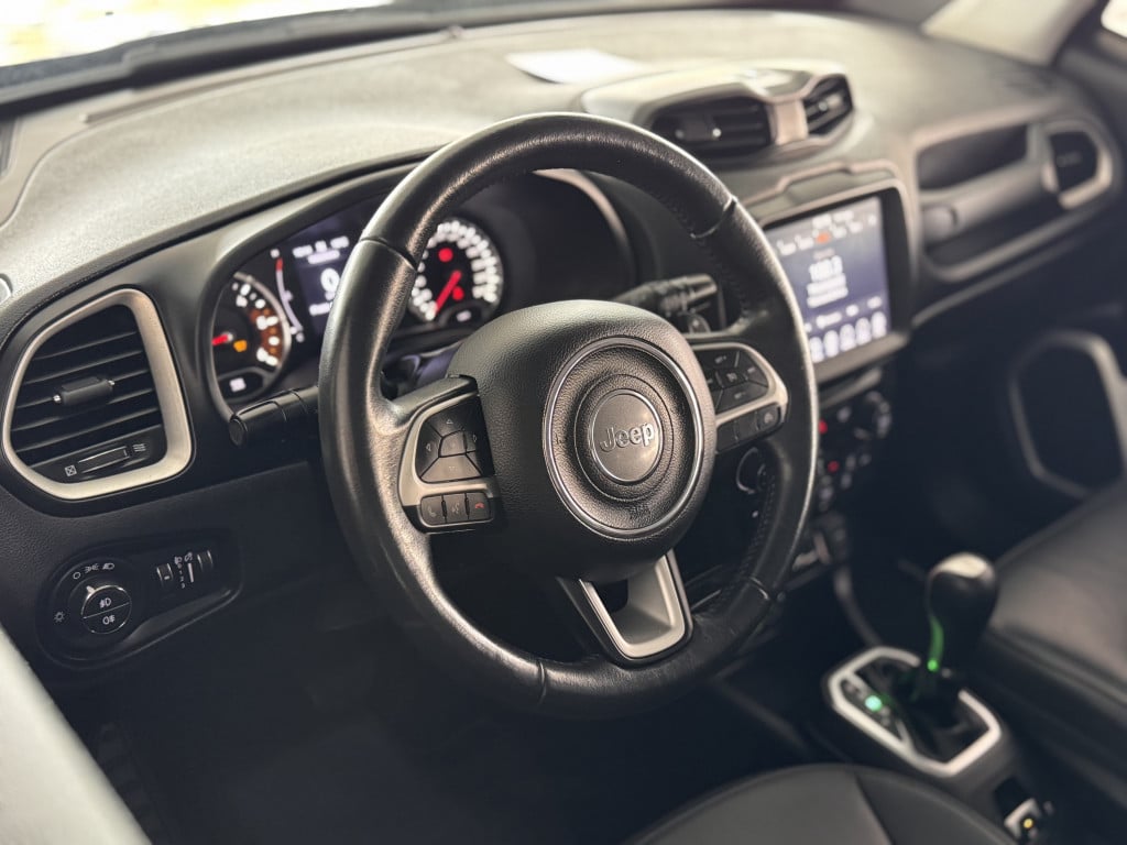 Imagem do veículo JEEP RENEGADE 2.0 16V TURBO DIESEL LONGITUDE 4P 4X4 AUTOMÁTICO