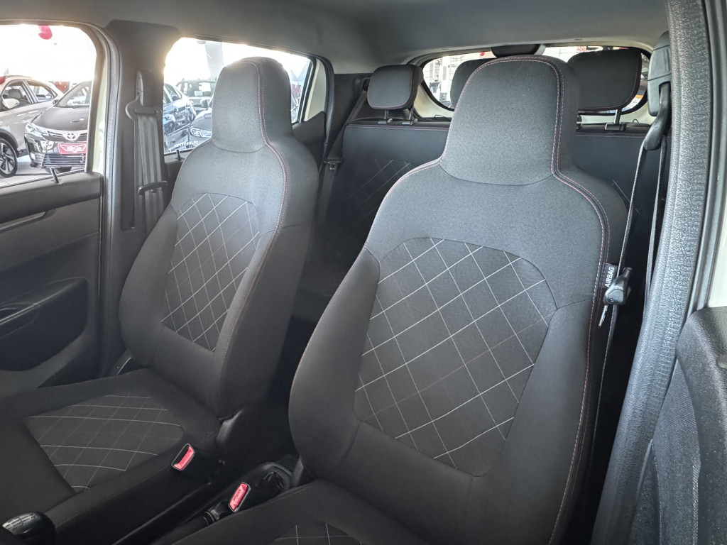 Imagem do veículo RENAULT KWID 1.0 12V SCE FLEX ZEN MANUAL