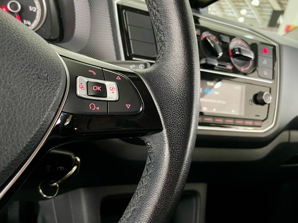 Imagem do veículo Volkswagen Up Move Mdv 2019