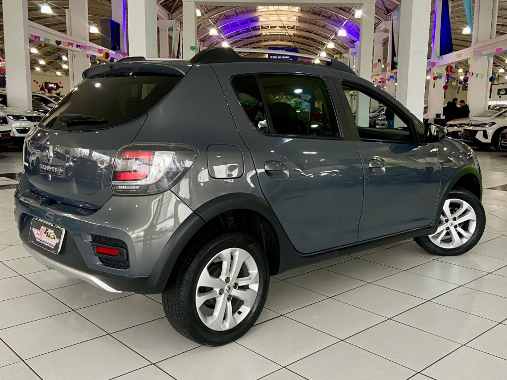 Imagem do veículo Renault Sandero Step 16 2017