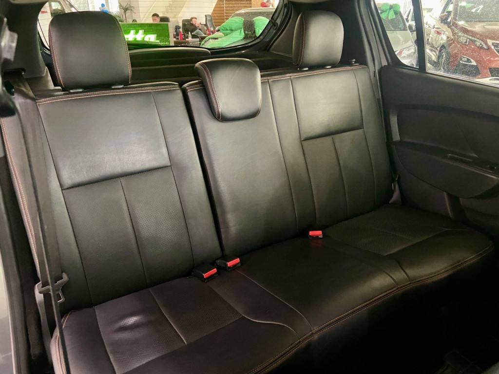 Imagem do veículo Renault Sandero Step 16 2017