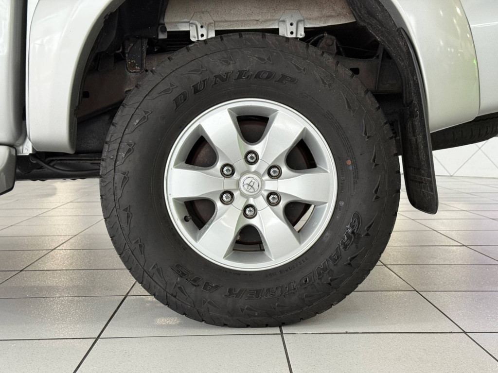 Imagem do veículo Toyota Hilux Cd4x2 Sr 2014