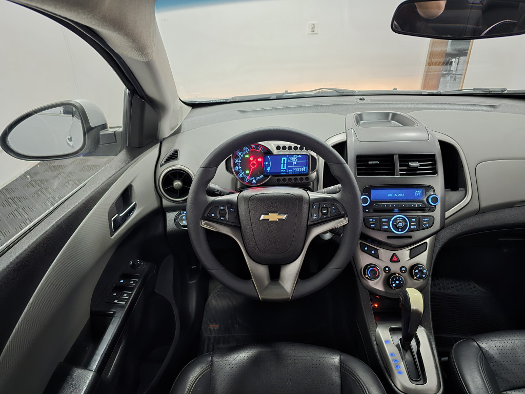 Imagem do veículo CHEVROLET SONIC 1.6 LTZ 16V FLEX 4P AUTOMÁTICO