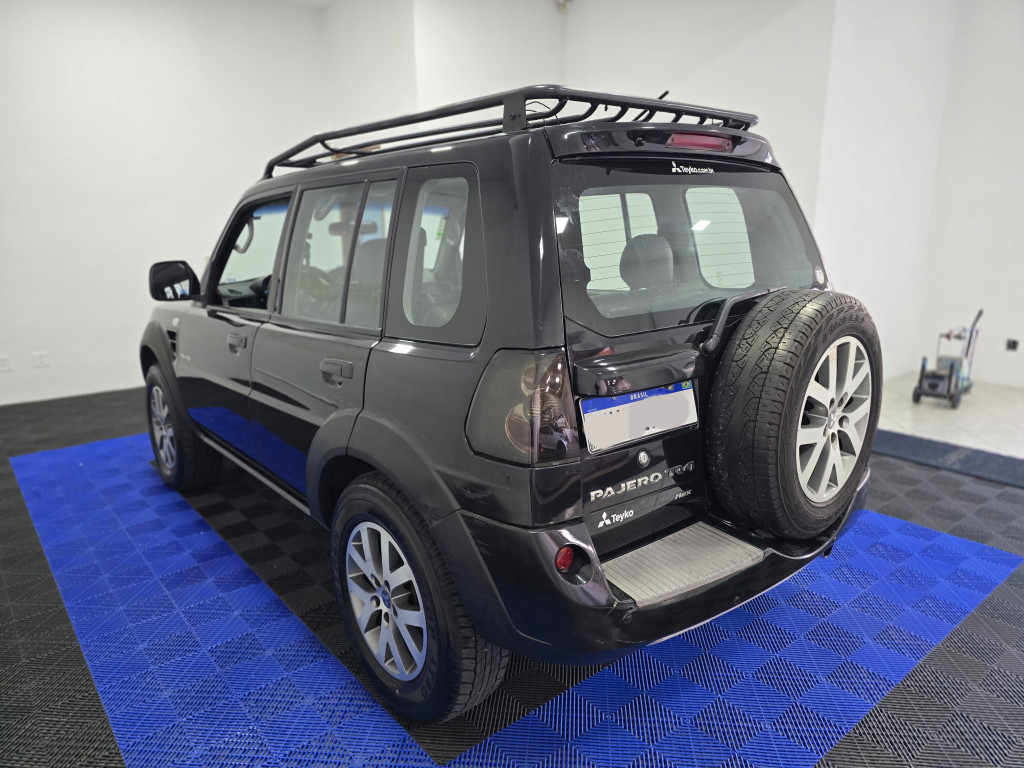Imagem do veículo MITSUBISHI PAJERO TR4 2.0 4X4 16V 131CV GASOLINA 4P AUTOMÁTICO - REPASSE