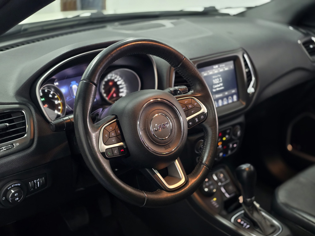 Imagem do veículo JEEP COMPASS 2.0 16V DIESEL S 4X4 AUTOMÁTICO