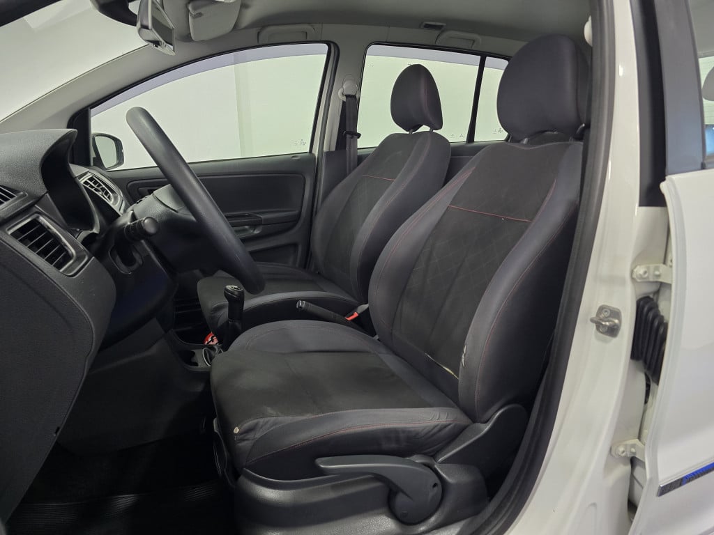 Imagem do veículo VOLKSWAGEN SPACEFOX 1.6 MI SPORTLINE 8V FLEX 4P MANUAL