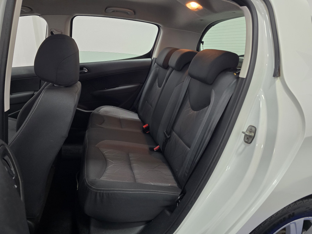 Imagem do veículo PEUGEOT 308 1.6 ALLURE BUSINESS THP 16V FLEX 4P AUTOMÁTICO