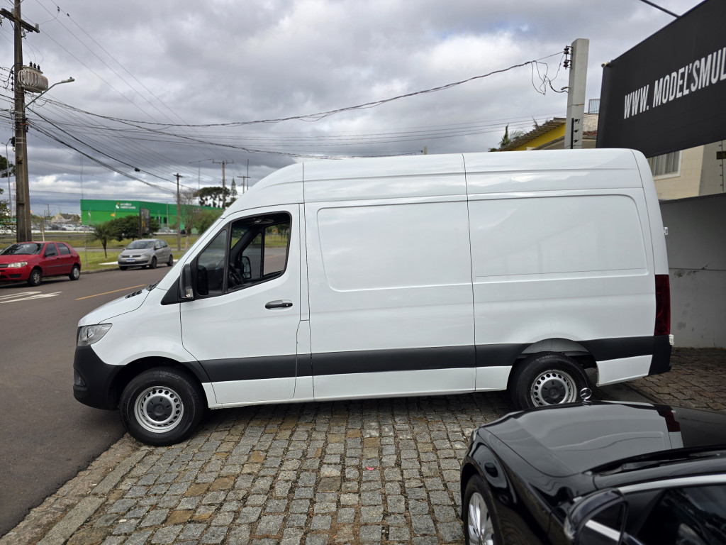 Imagem do veículo MERCEDES-BENZ SPRINTER 2.2 416 FURGÃO LONGO T.A DIESEL