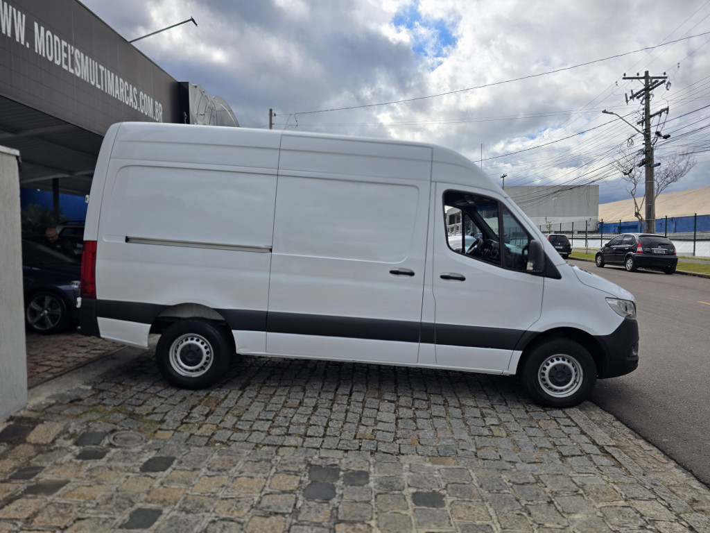 Imagem do veículo MERCEDES-BENZ SPRINTER 2.2 416 FURGÃO LONGO T.A DIESEL
