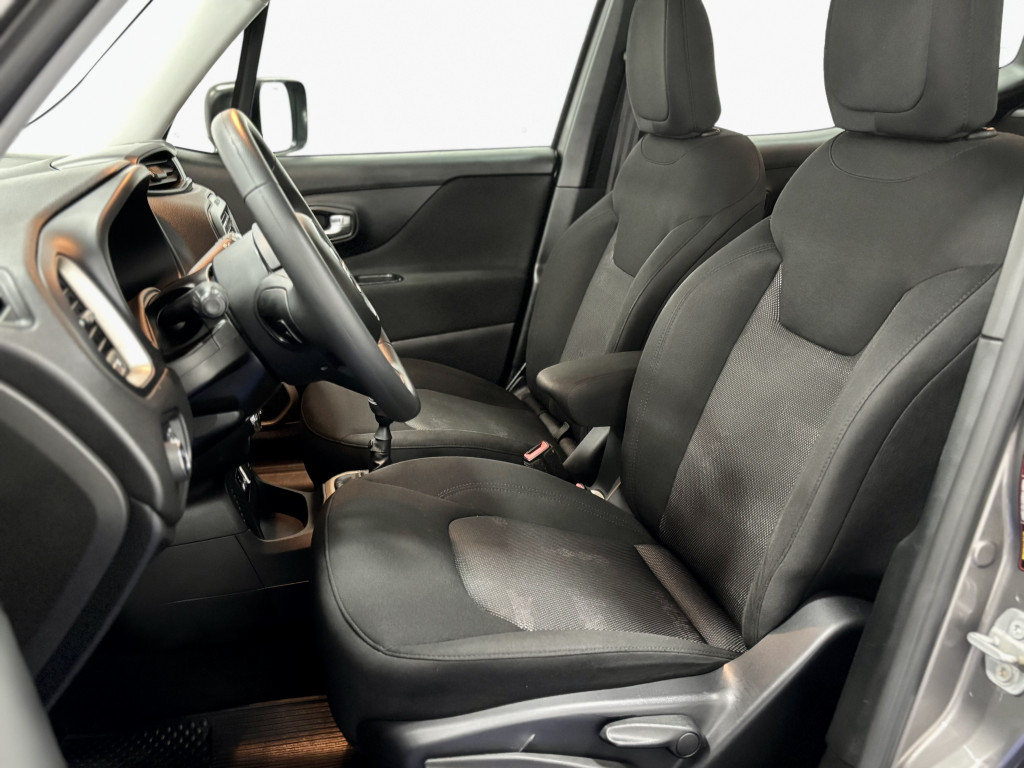 Imagem do veículo JEEP RENEGADE 1.8 16V FLEX SPORT 4P MANUAL