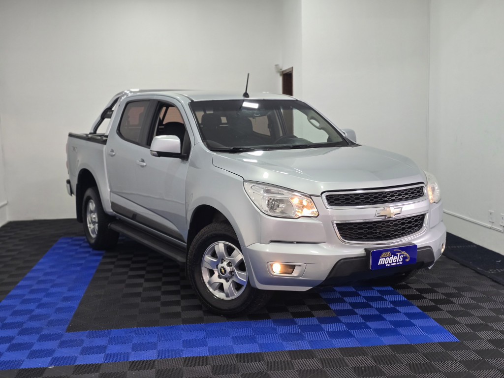 CHEVROLET S10 2.8 16V TURBO DIESEL LT CD 4X4 AUTOMÁTICO