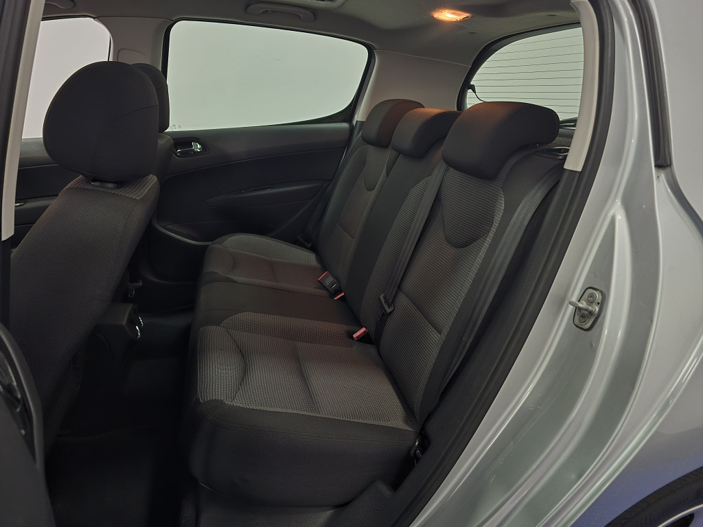 Imagem do veículo PEUGEOT 308 2.0 ALLURE 16V FLEX 4P AUTOMÁTICO