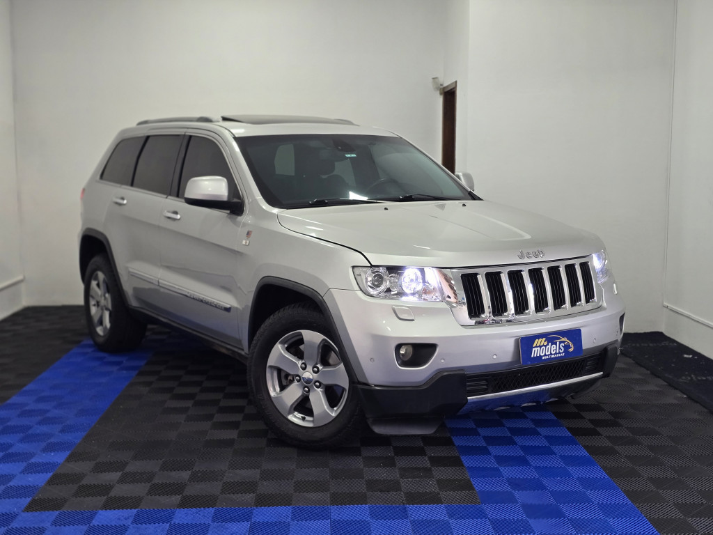 JEEP GRAND CHEROKEE 3.6 LIMITED 4X4 V6 24V GASOLINA 4P AUTOMATICO