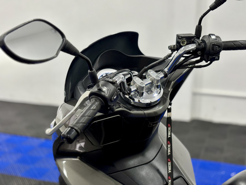 Imagem do veículo HONDA PCX 150 DLX ABS