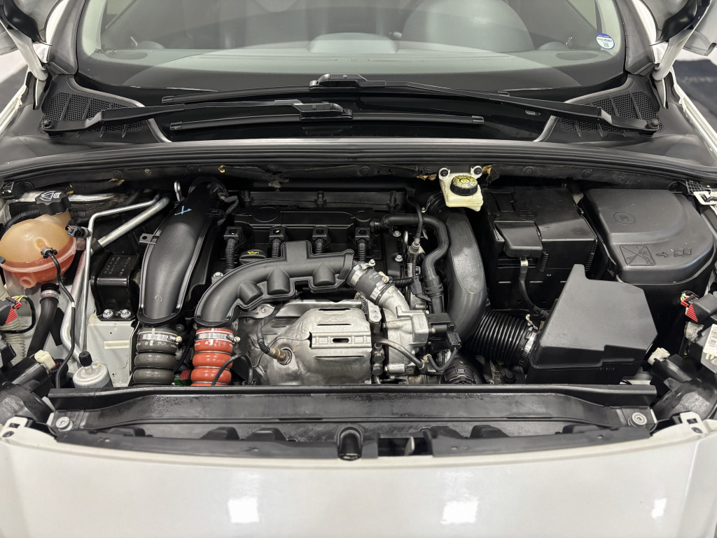 Imagem do veículo PEUGEOT 408 1.6 GRIFFE 16V TURBO FLEX 4P AUTOMÁTICO