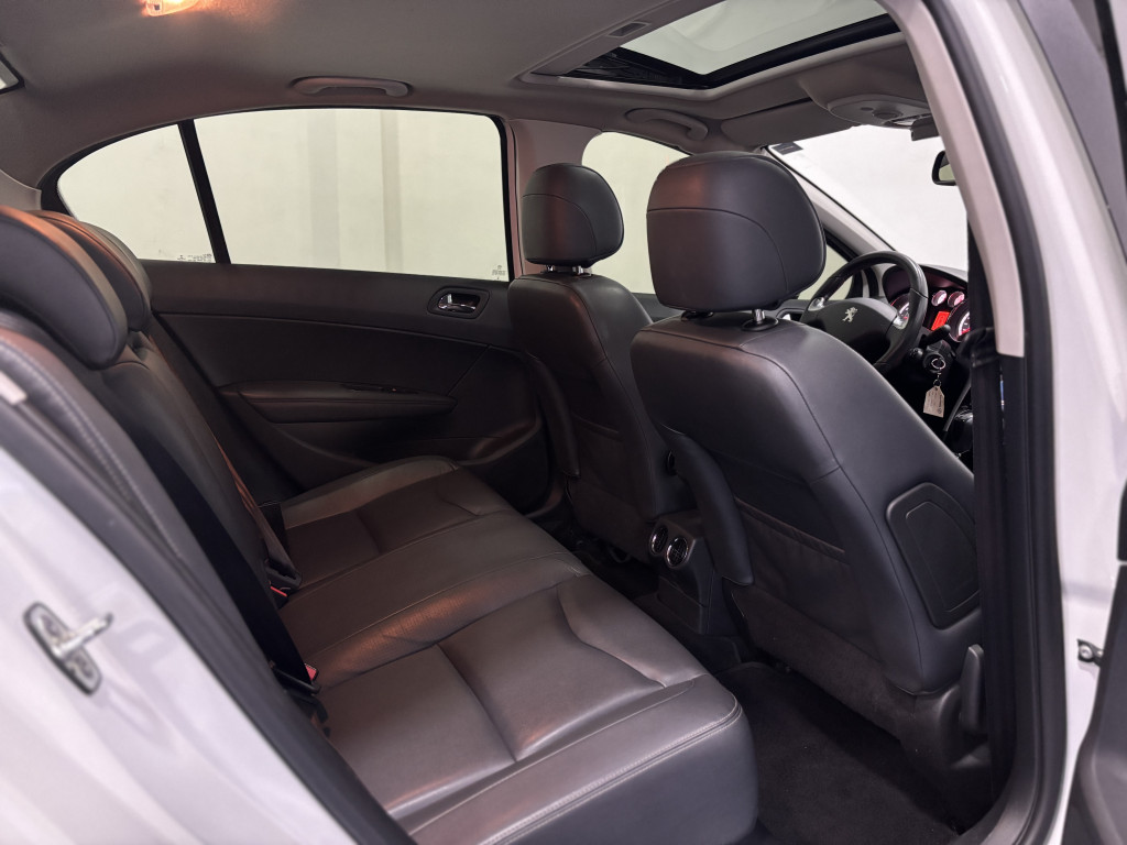 Imagem do veículo PEUGEOT 408 1.6 GRIFFE 16V TURBO FLEX 4P AUTOMÁTICO