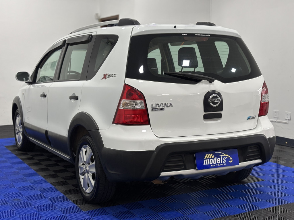 Imagem do veículo NISSAN LIVINA 1.8 SL X-GEAR 16V FLEX 4P AUTOMÁTICO