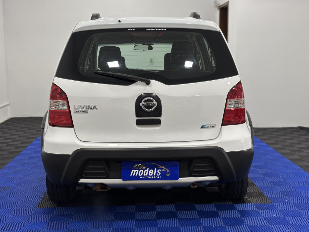 Imagem do veículo NISSAN LIVINA 1.8 SL X-GEAR 16V FLEX 4P AUTOMÁTICO